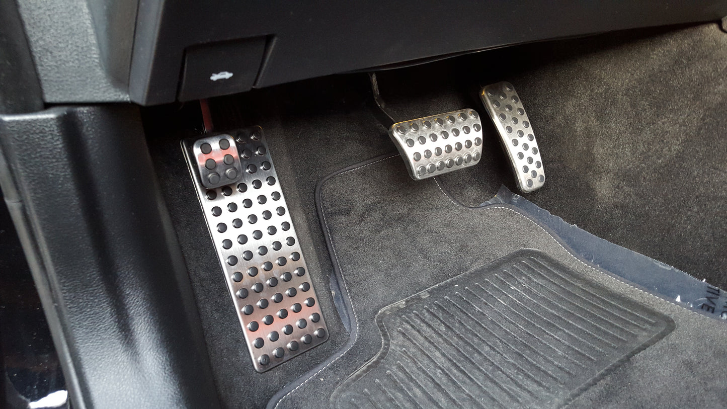 Speedlogix Footrest / Dead Pedal 2005-2023 Charger - Speedlogix