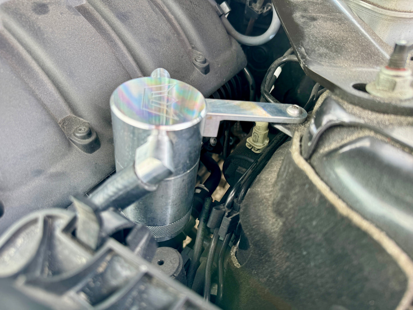 Speedlogix Oil Catch Can 2015-2023 Mustang 2.3L - Speedlogix