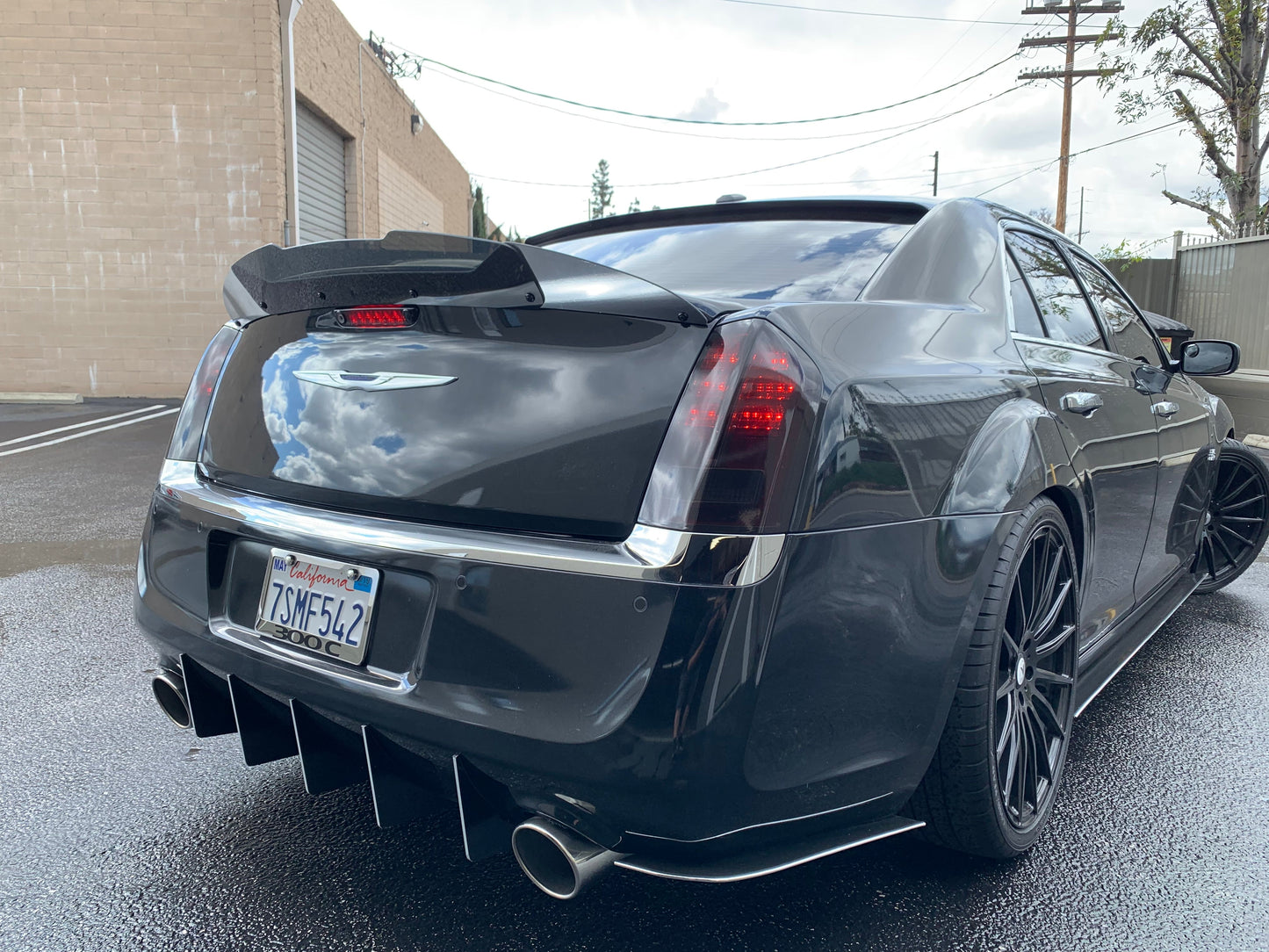 2011 - 2023 Chrysler 300 SRT Wickerbill