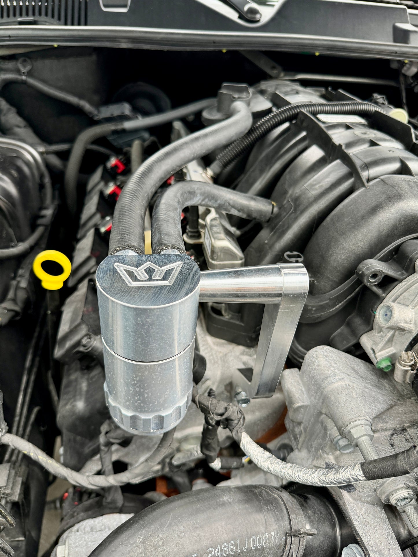 Speedlogix Elite Oil Catch Can 2005-2023 Challenger/Charger - Speedlogix