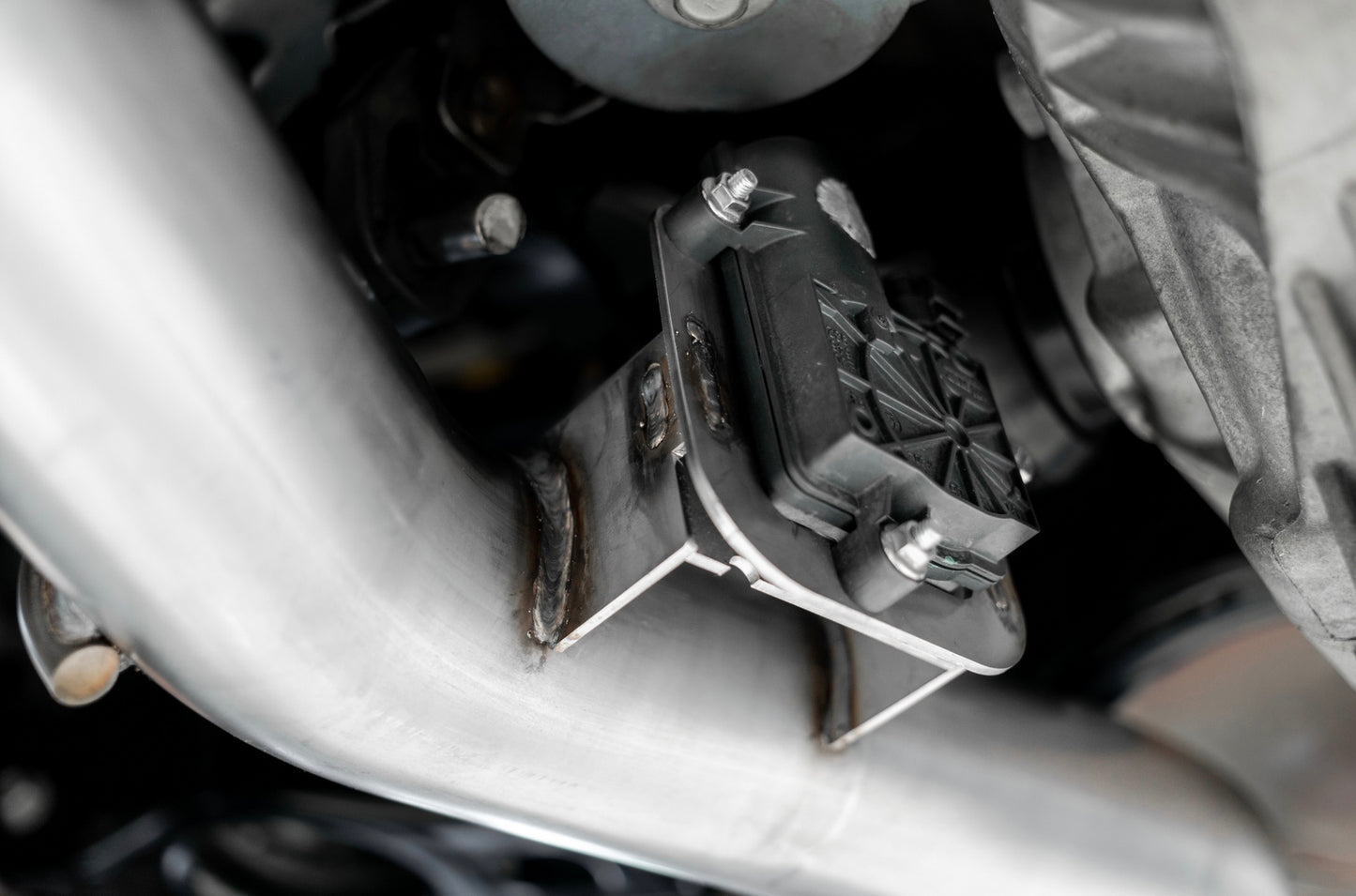 MBRP 3" Armor Pro Street Cat-Back Exhaust, Carbon Tips 2015-2023 Charger 5.7L/6.2L/392/6.4L - Speedlogix