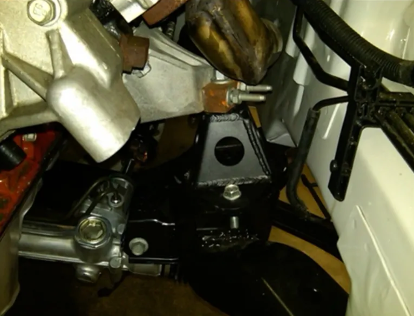 Speedlogix Solid Motor Mounts 2011-2023 Challenger/Charger 5.7L, 6.4L - Speedlogix