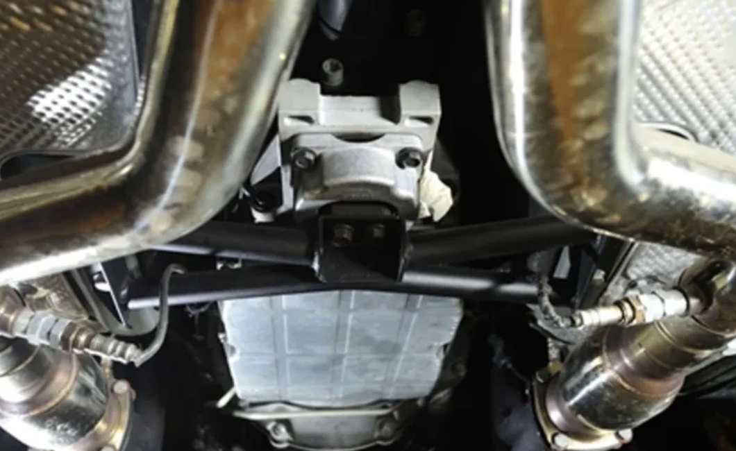 Speedlogix Transmission Cross-Member 2005-2014 Challenger/Charger V8 Auto - Speedlogix