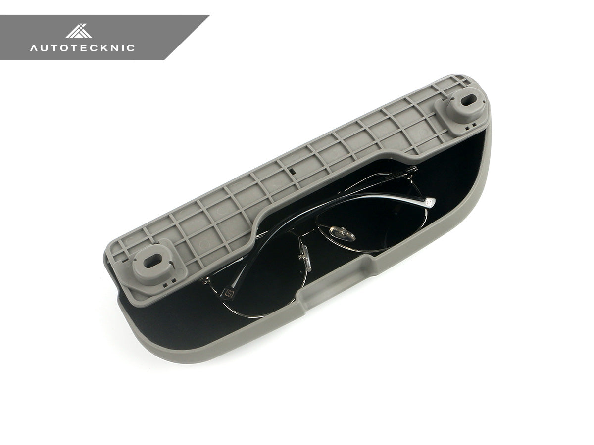AutoTecknic Grab Handle Sunglasses Case - Volkswagen Touareg 2003–2010