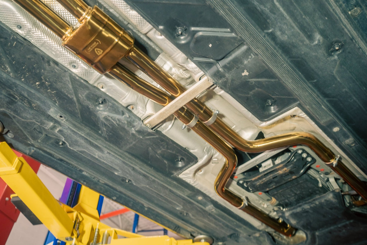 Mercedes C63 AMG W204 Valved Sport Exhaust System - Speedlogix