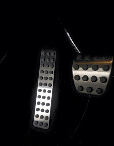 Speedlogix Footrest / Dead Pedal 2008-2023 Challenger - Speedlogix
