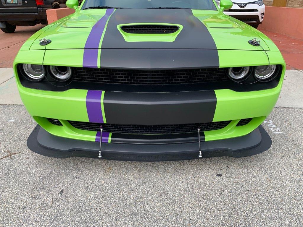 2015 - 2023 Challenger Hellcat Front Splitter - Speedlogix