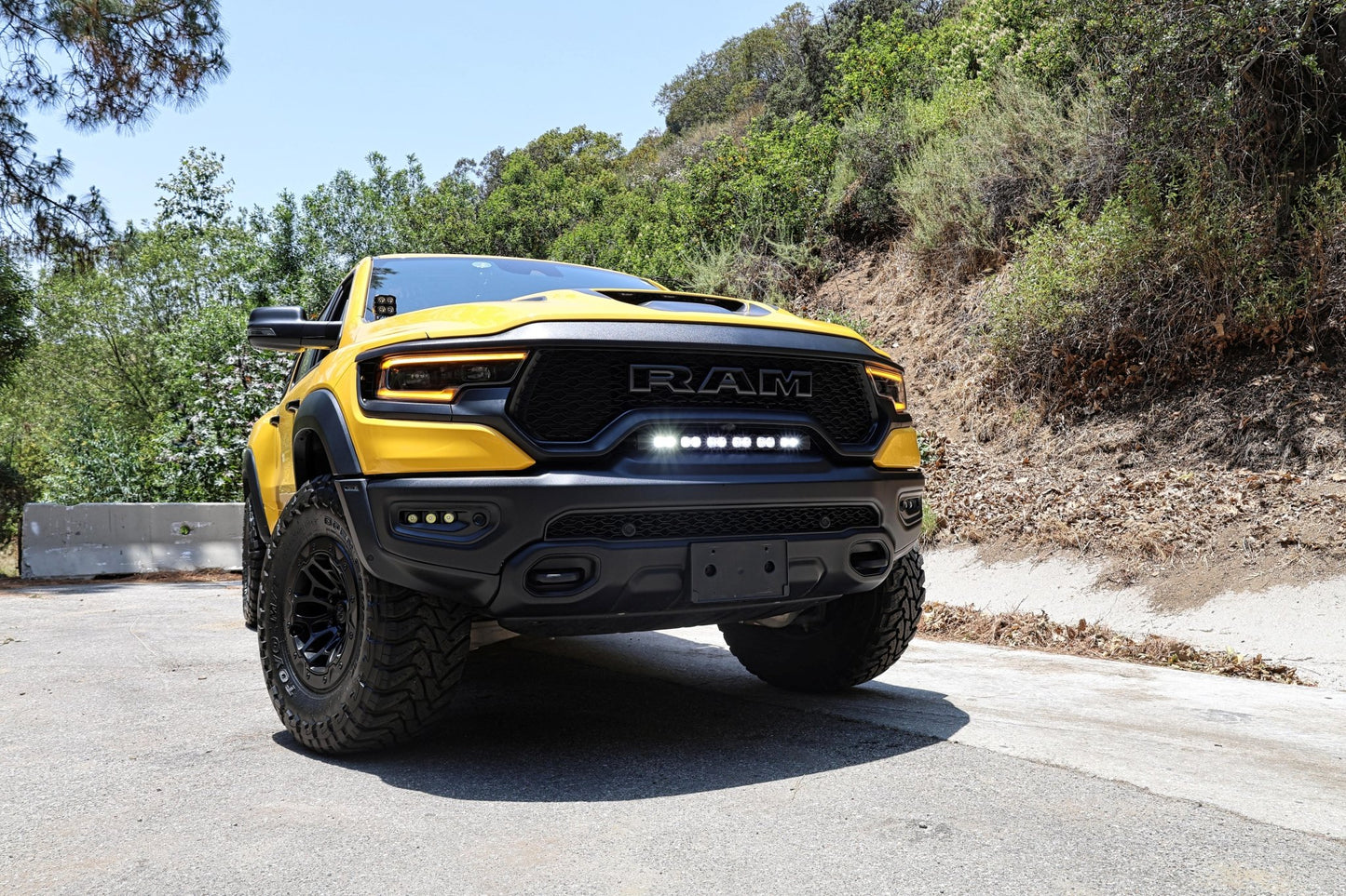 2021 - 2024 RAM 1500 TRX 23in Light Bar - PRO - Speedlogix
