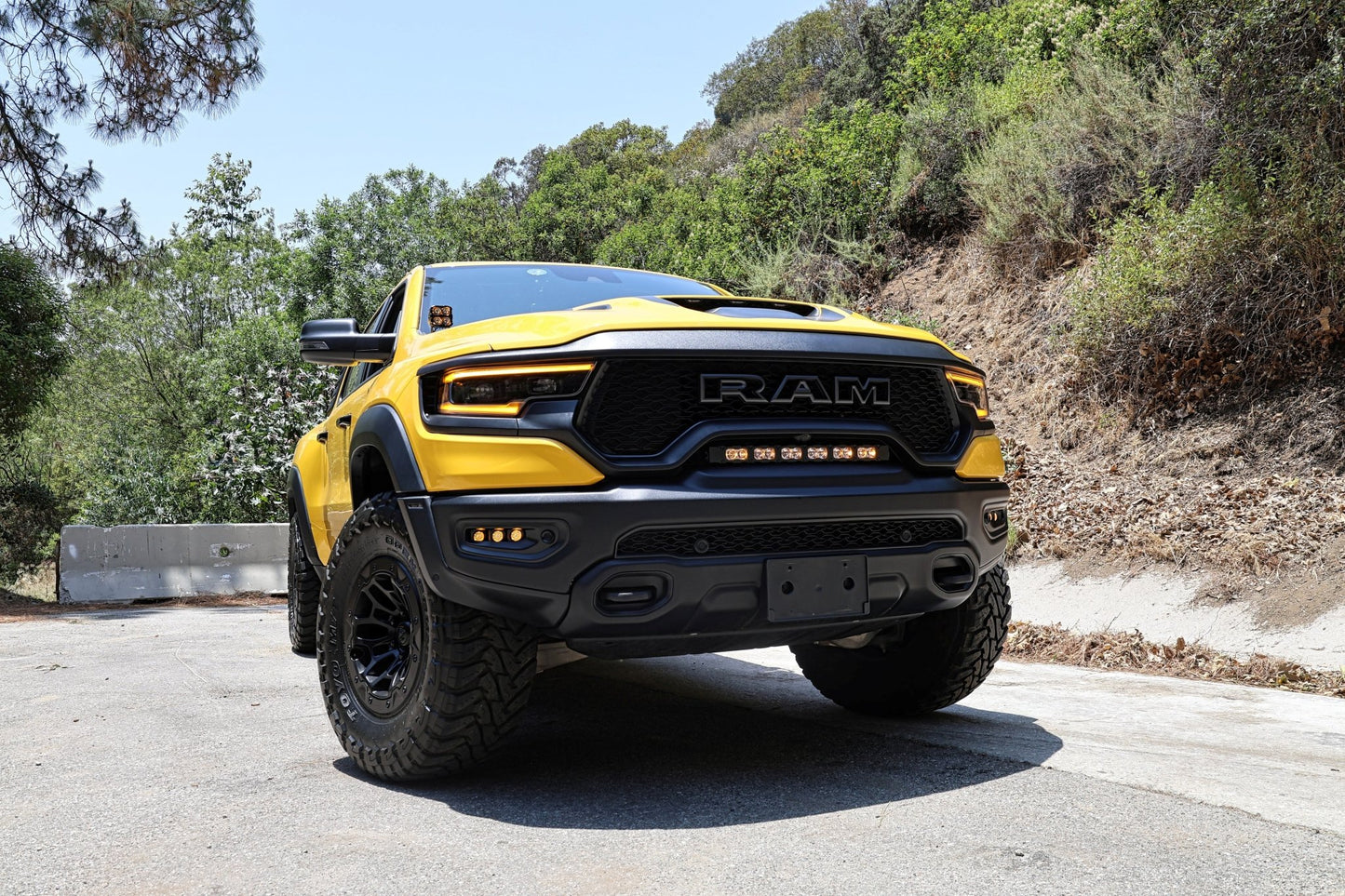 2021 - 2024 RAM 1500 TRX 23in Light Bar - PRO - Speedlogix