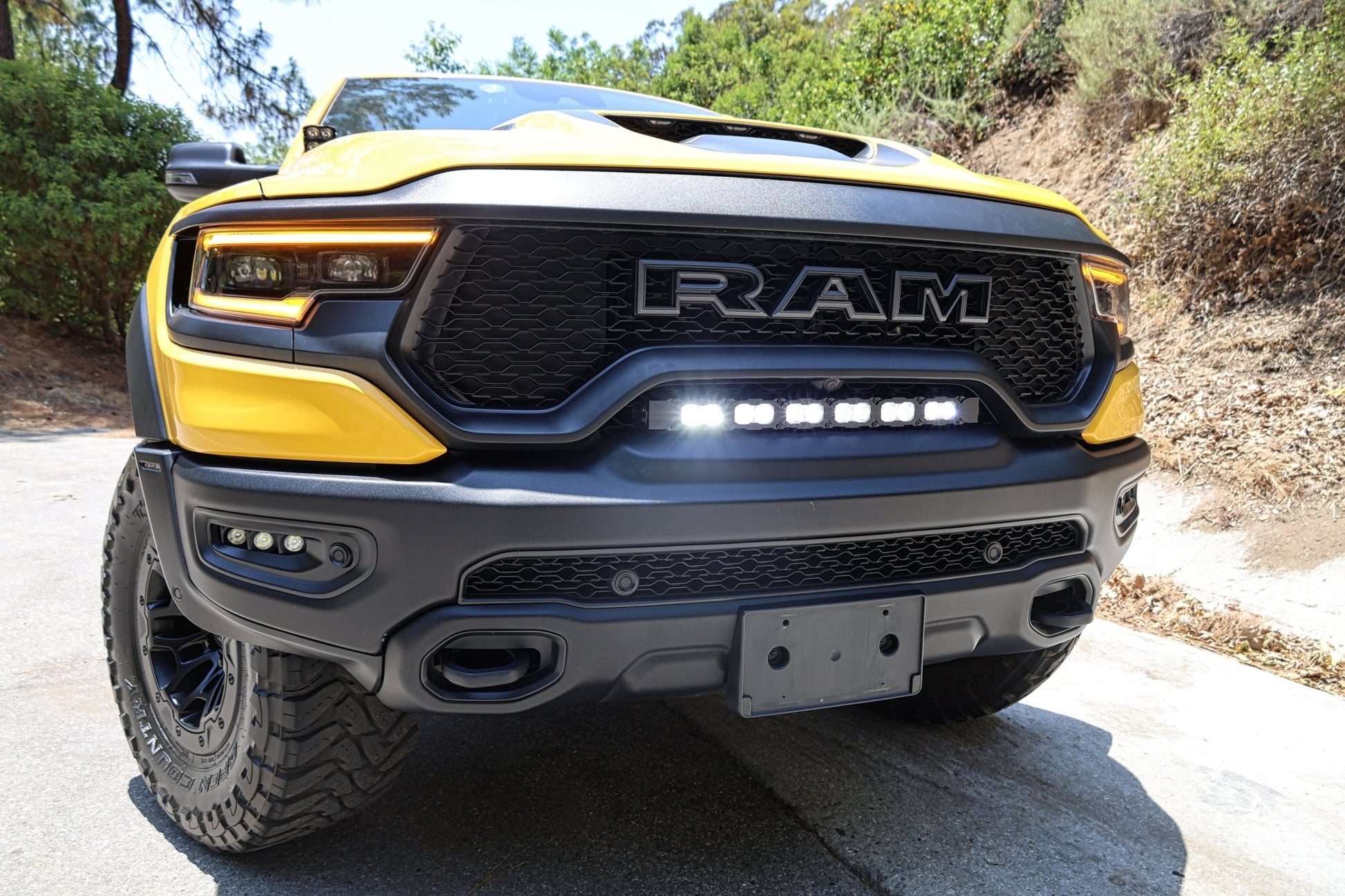 2021 - 2024 RAM 1500 TRX 23in Light Bar - PRO - Speedlogix