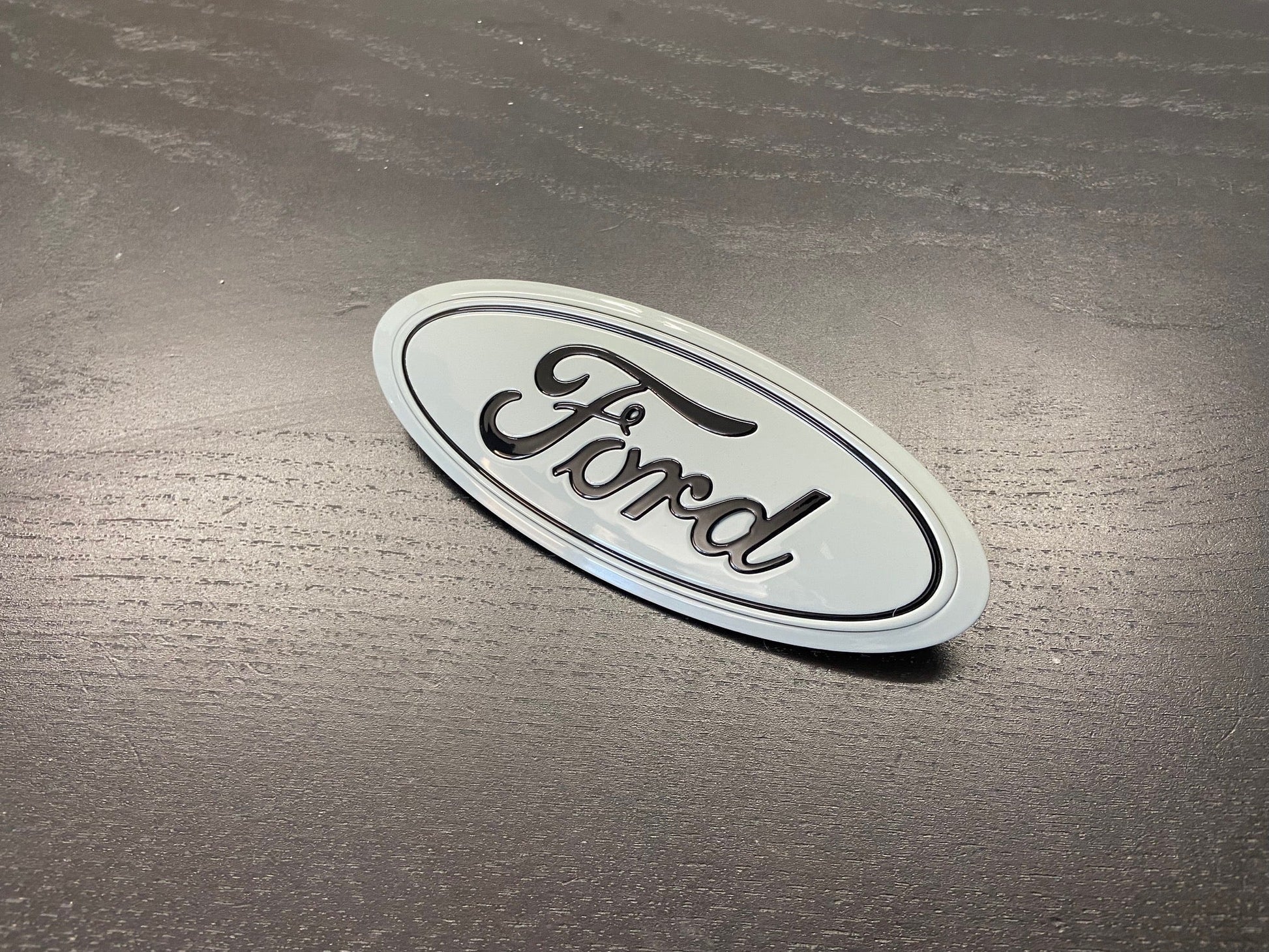 2021 - 2025 Bronco Full/Sport rear emblem custom color order - Speedlogix