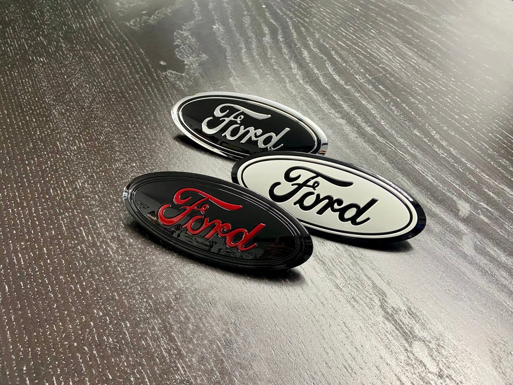 2021 - 2025 Bronco Full/Sport rear emblem custom color order - Speedlogix