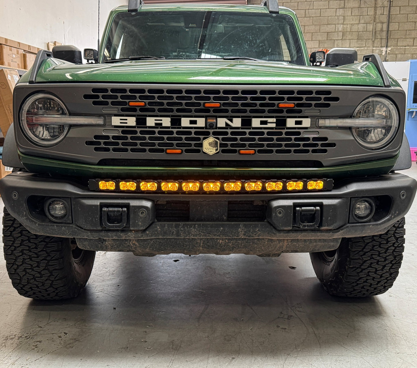 2021+ Ford Bronco Capable Bumper 40in Light Bar - PRO - Speedlogix