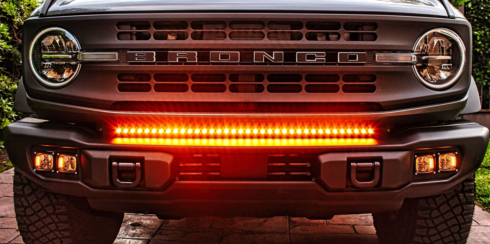 2021+ Ford Bronco Capable Bumper 40in Light Bar - Slim - Speedlogix