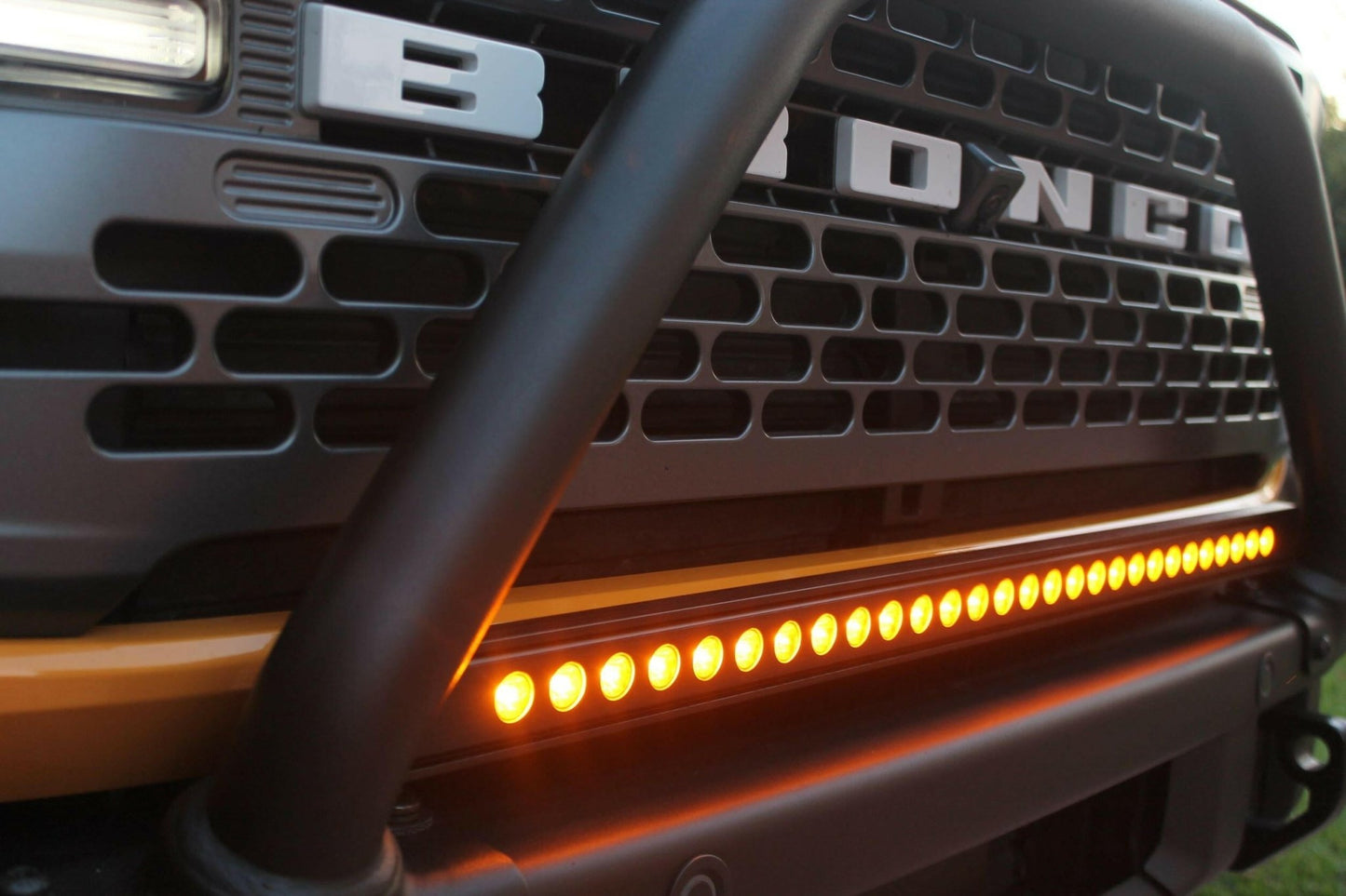 2021+ Ford Bronco Modular Bumper 30in Light Bar - Speedlogix