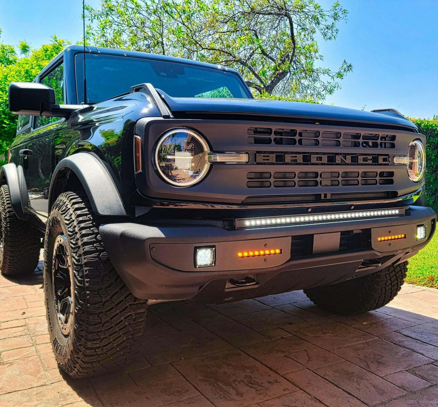 2021+ Ford Bronco Standard Bumper 40in Light Bar - Slim - Speedlogix