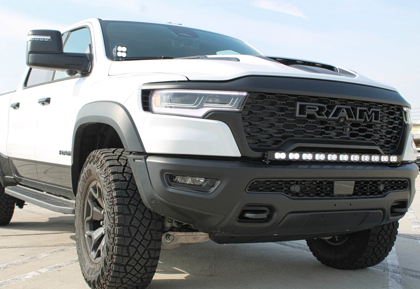 2025+ RAM 1500 Rebel 40in Light Bar - PRO - Speedlogix