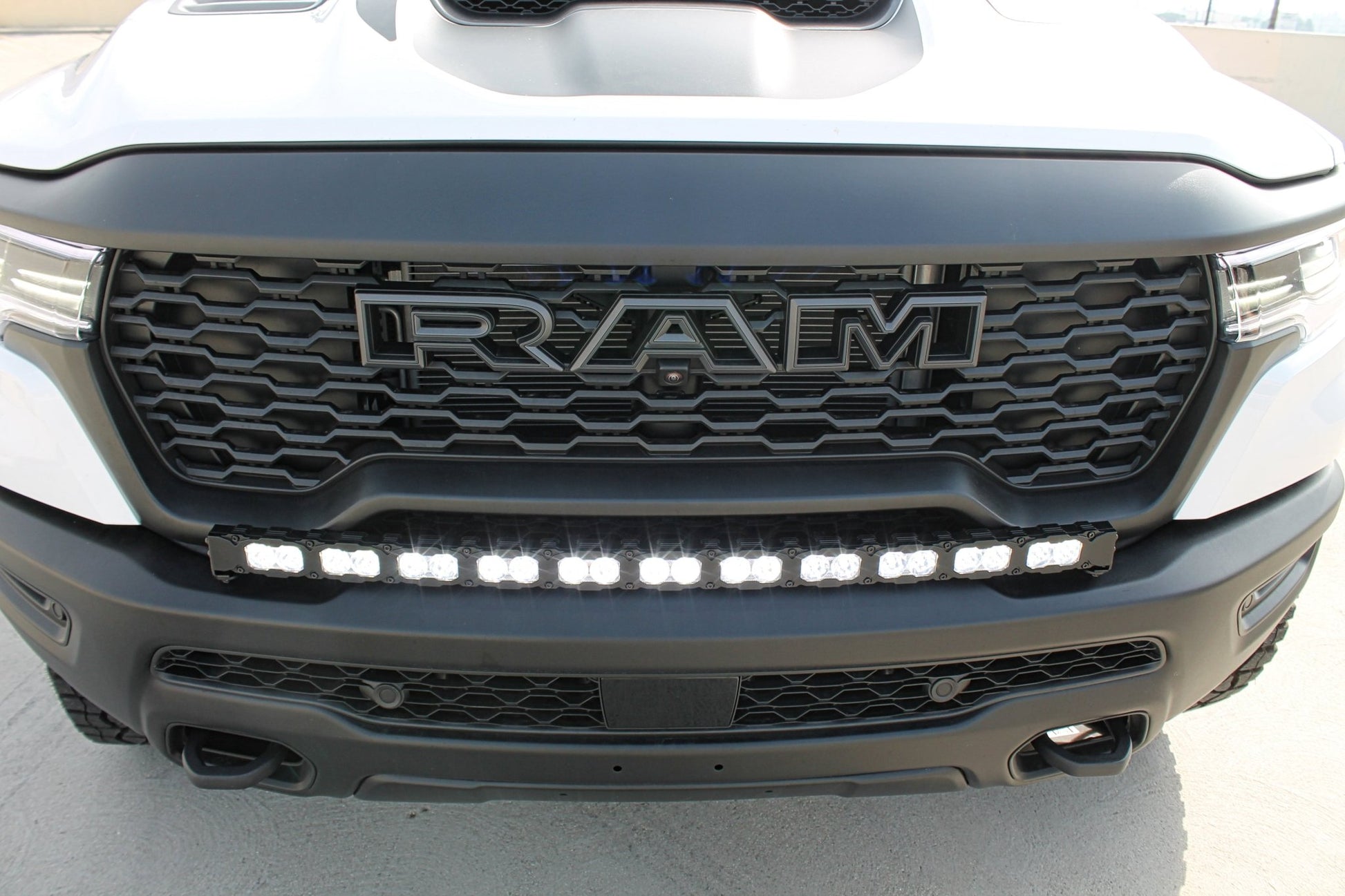 2025+ RAM 1500 Rebel 40in Light Bar - PRO - Speedlogix