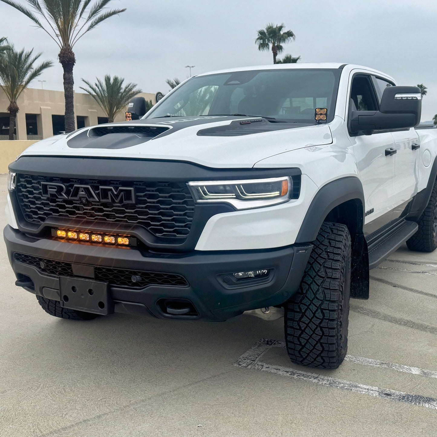 2025+ RAM 1500 RHO 23in Light Bar - PRO - Speedlogix
