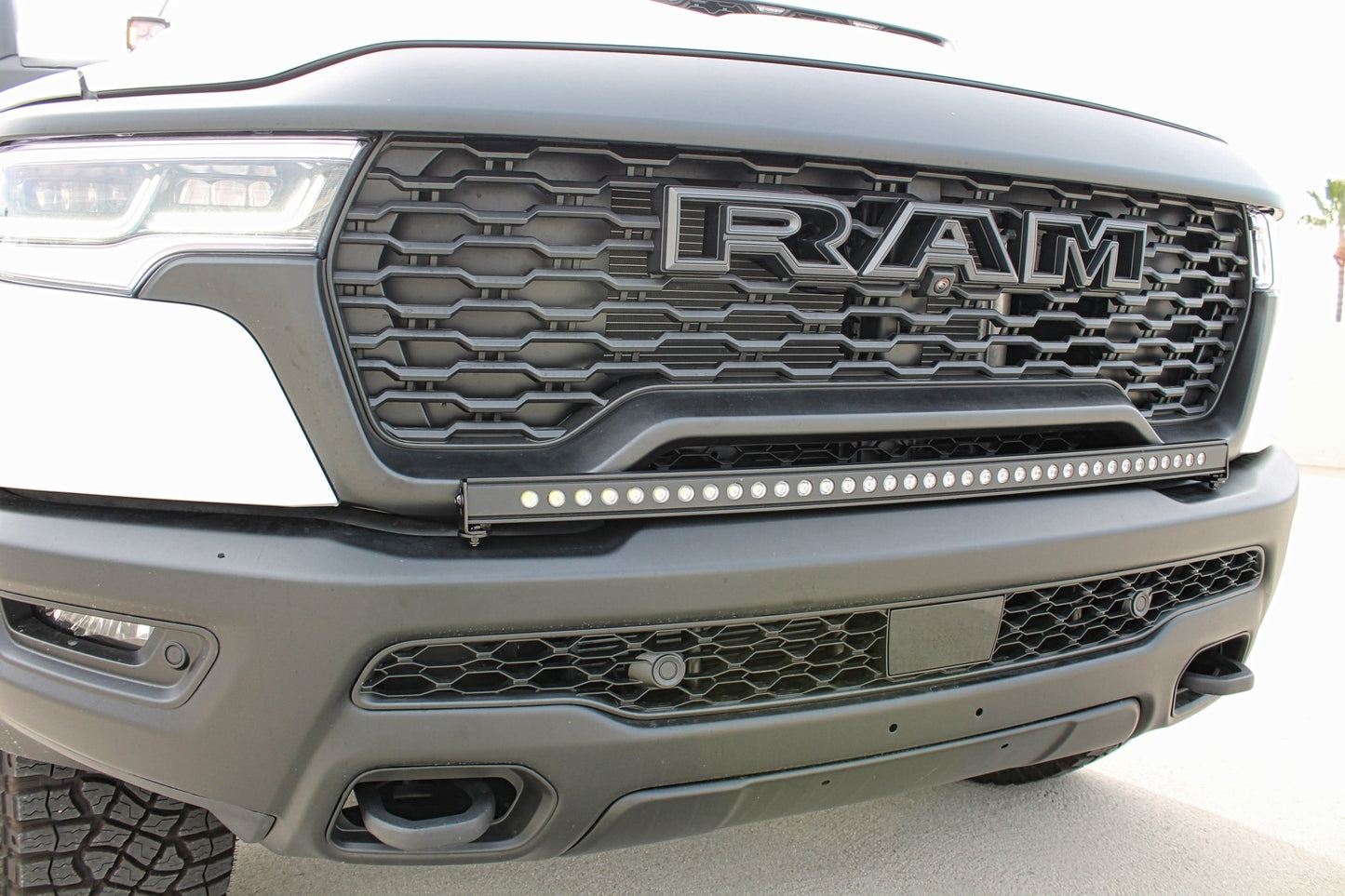 2025+ RAM 1500 RHO 40in Light Bar - Slim - Speedlogix
