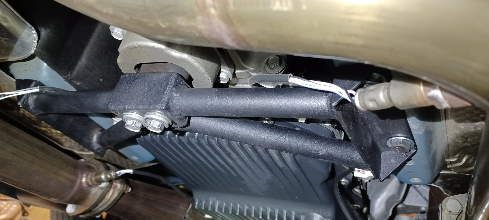 Speedlogix Transmission Cross-Member 2015-2023 Challenger/Charger (Auto; non-Hellcat) - Speedlogix