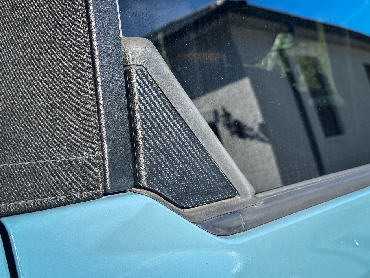 3D Carbon Rear Window Triangle Overlay - 2021+ Bronco 4 Door - Speedlogix