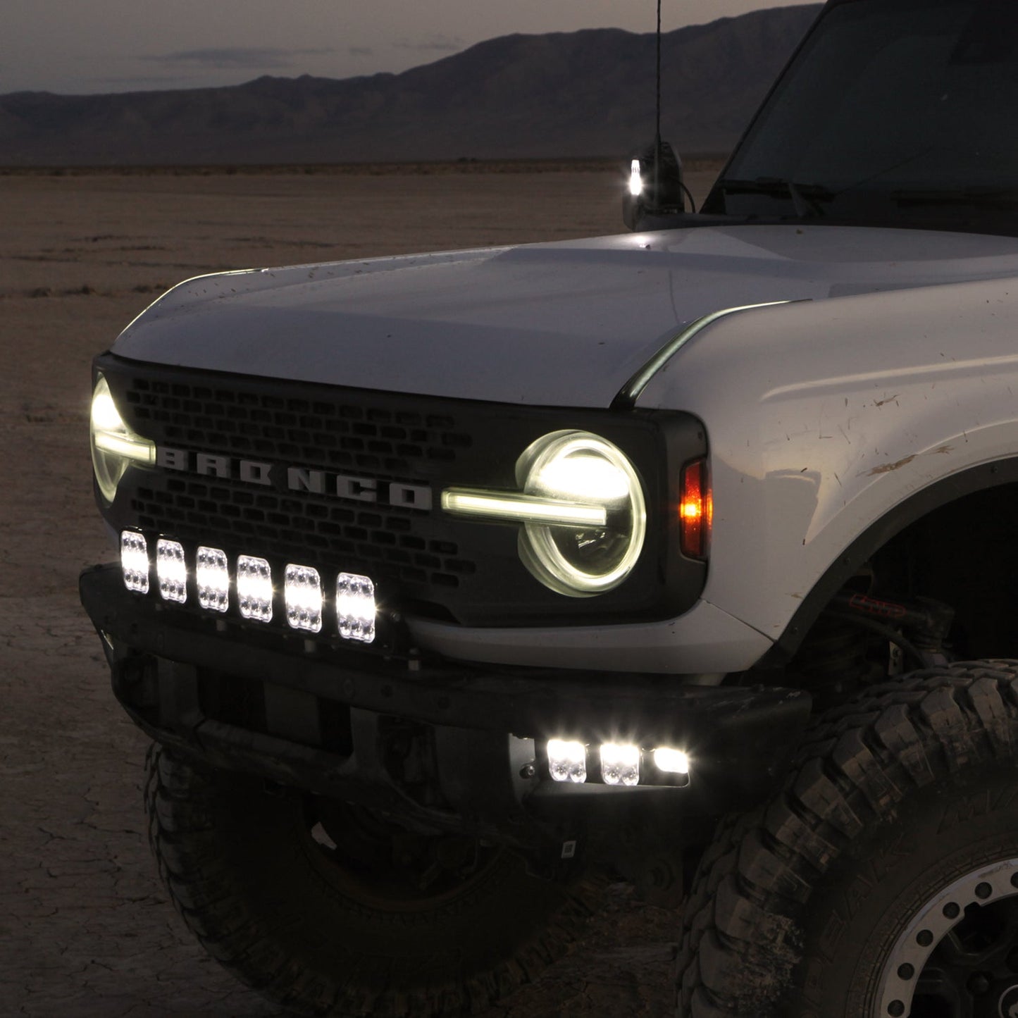 Front Bumper LED Light Kit - Ford Bronco 2021 +
