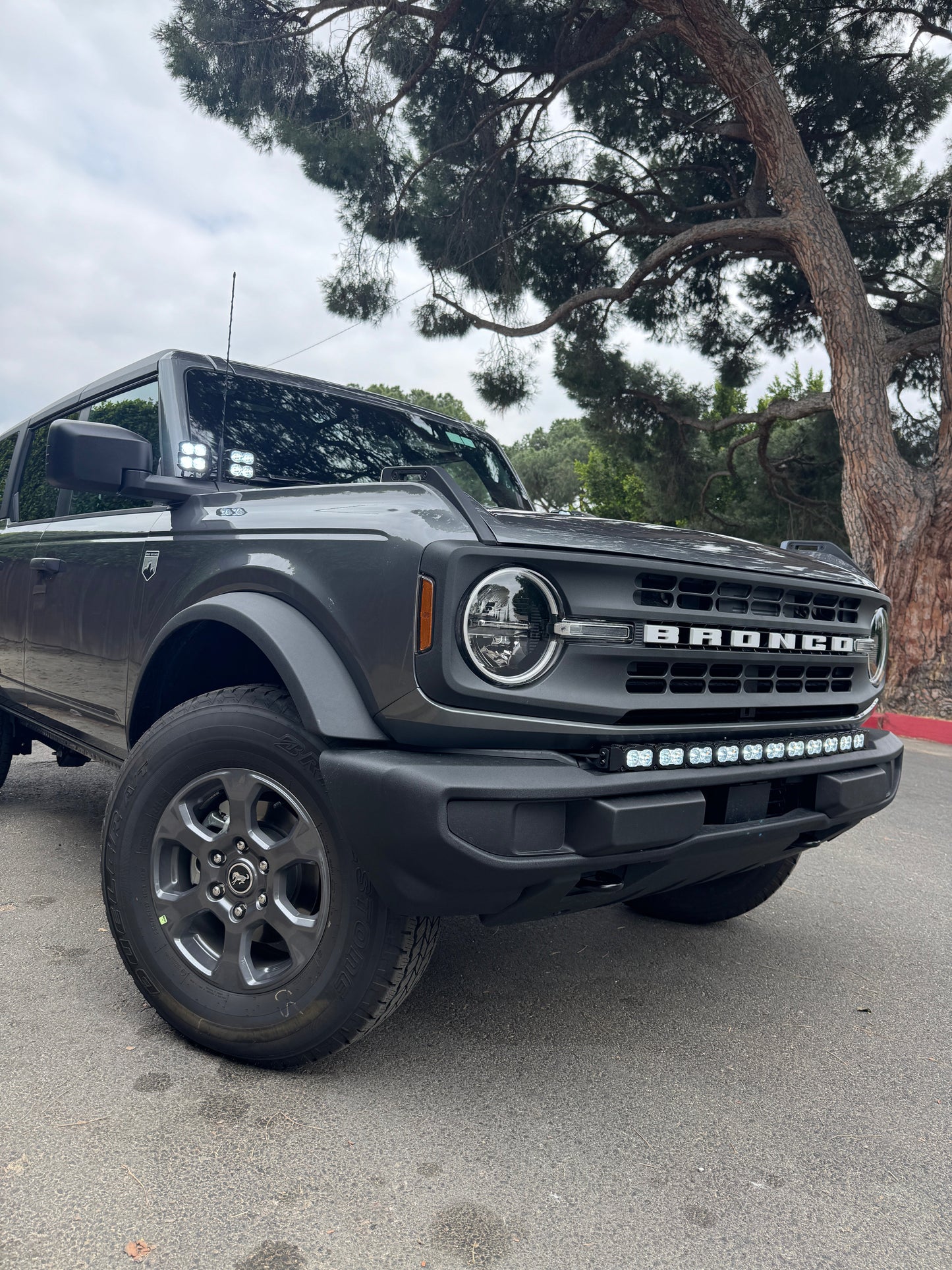 2021+ Ford Bronco Standard Bumper 40in Light Bar - PRO