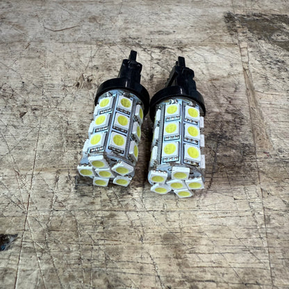 Radius LED Front Turn Signal 2008-2014 Challenger