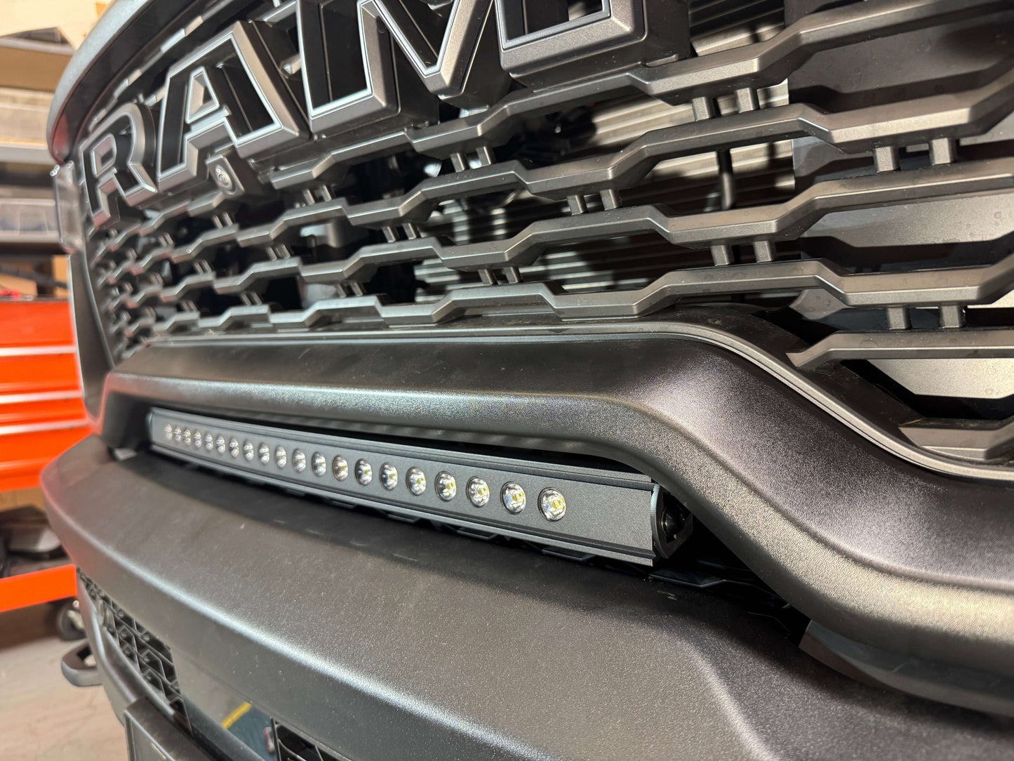 RAM RHO lightbar 2025+ 23in Slim