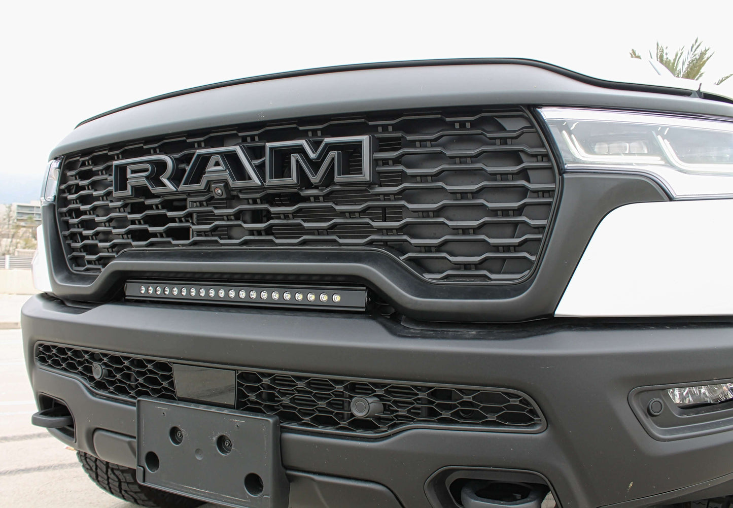 RAM RHO lightbar 2025+ 23in Slim