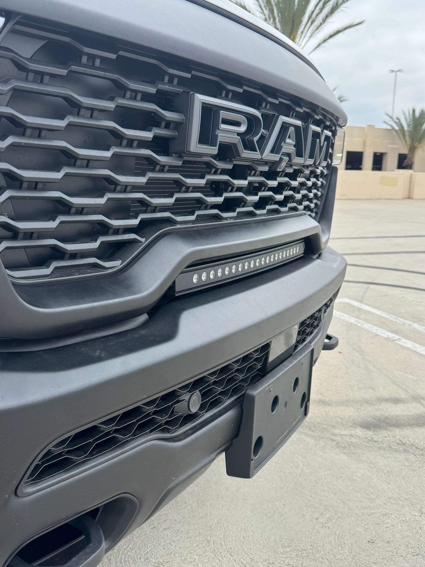 RAM RHO lightbar 2025+ 23in Slim