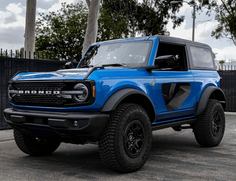 AC Front Fiberglass Halo Doors, Carbon Inserts 2021 - 2024 Bronco 2 - Door - Speedlogix