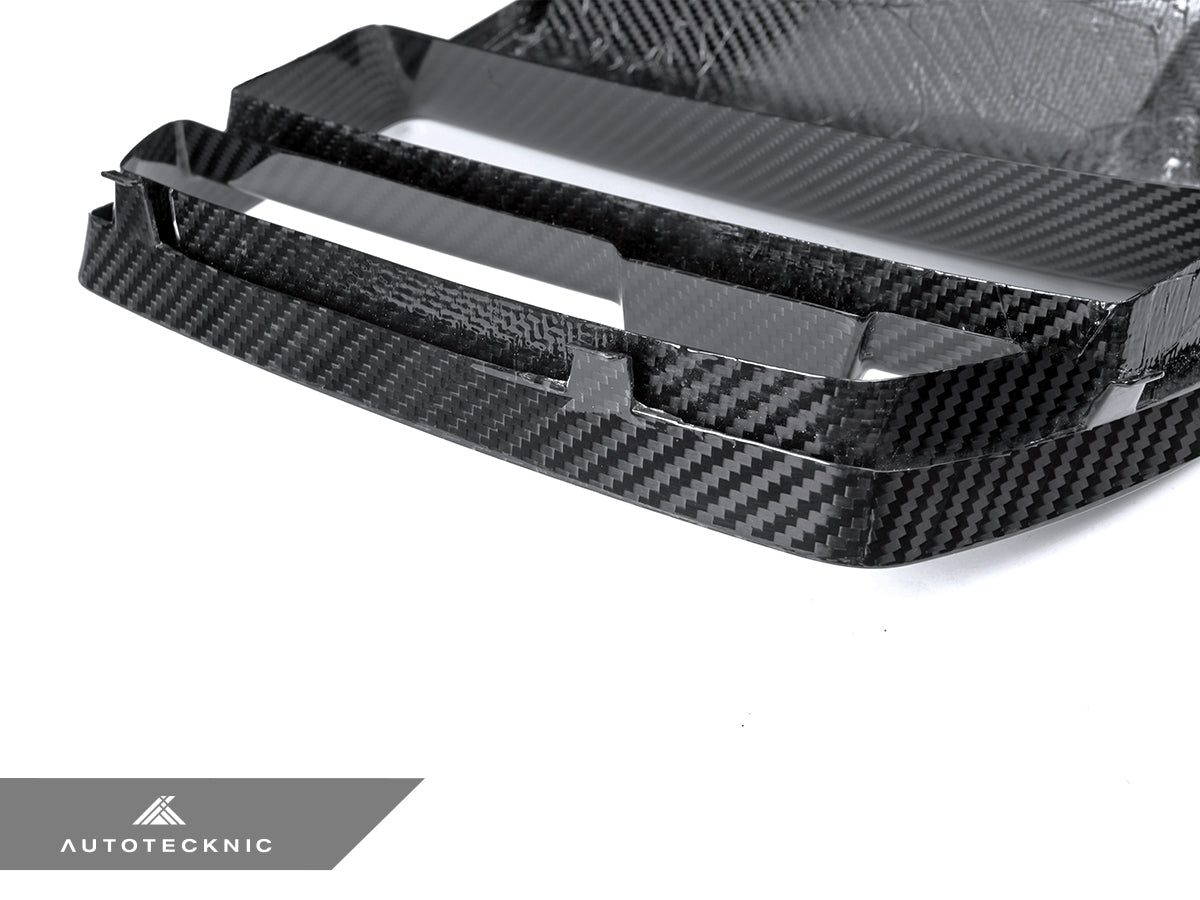 AutoTecknic Dry Carbon Podium V1 Front Grille Set - G80 M3 | G82/ G83 M4 - Speedlogix