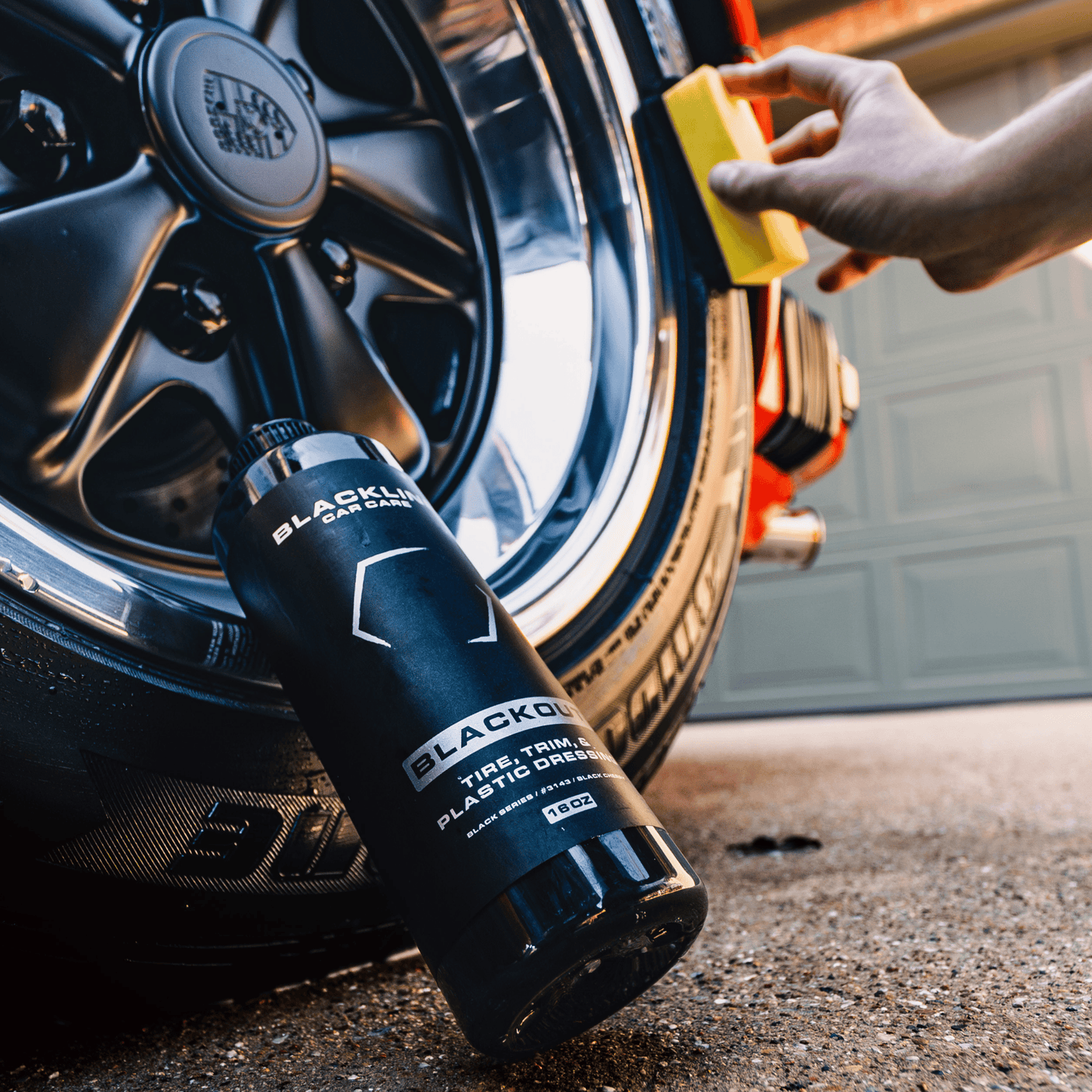 BLACKLINE® BLACKOUT TRIM & TIRE DRESSING - Speedlogix