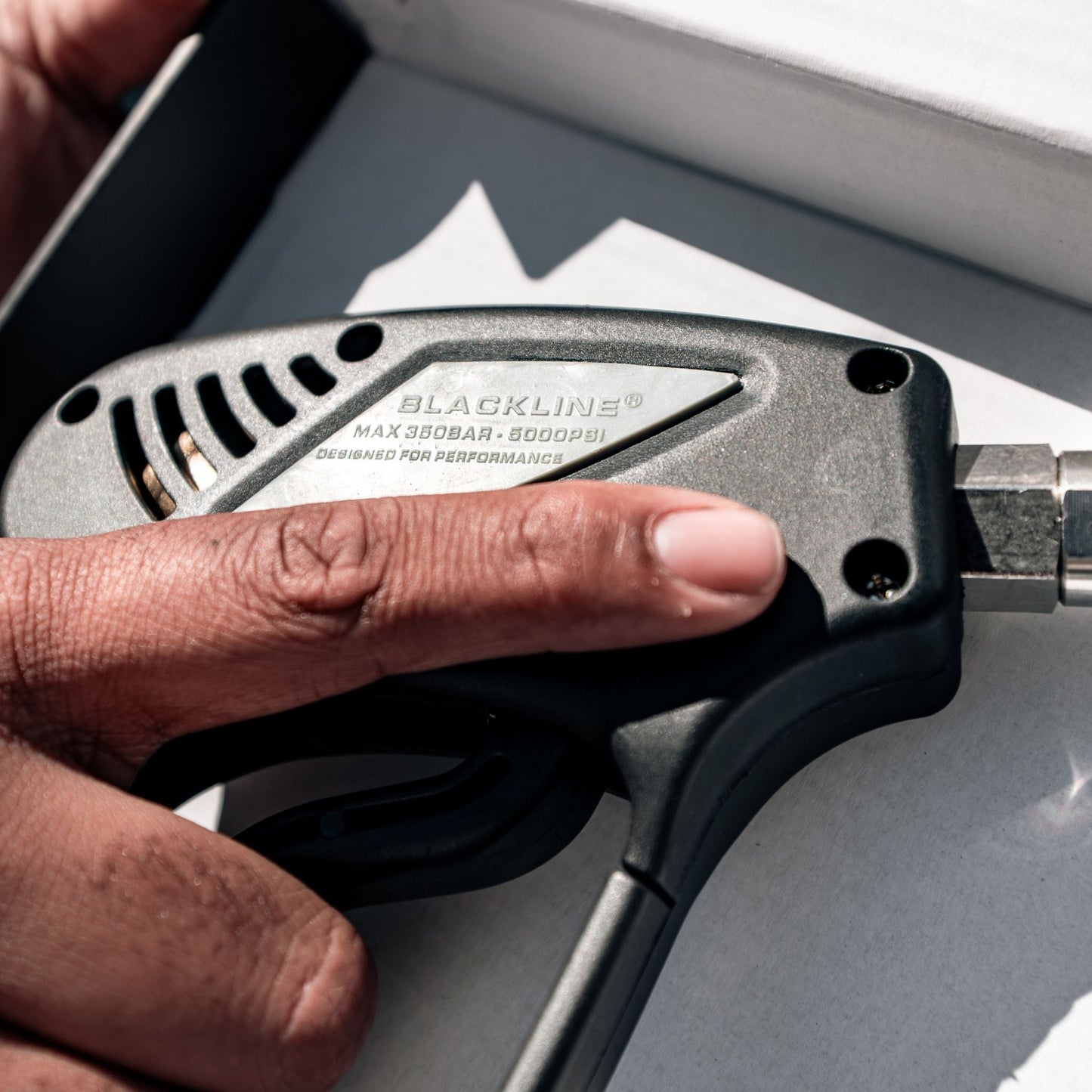 BLACKLINE® SNUB - NOSE PRESSURE WASHER GUN - Speedlogix