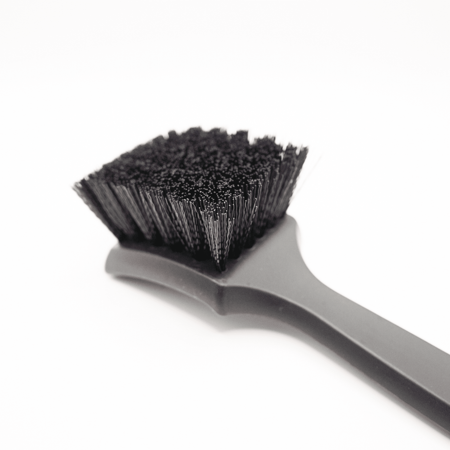 BLACKLINE® STIFF BRISTLE TIRE BRUSH - Speedlogix