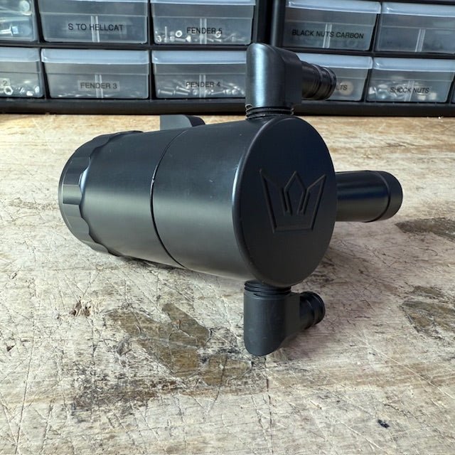 Blemished/Discounted Speedlogix Oil Catch Can 2005 - 2023 Challenger/Charger 392 - Speedlogix