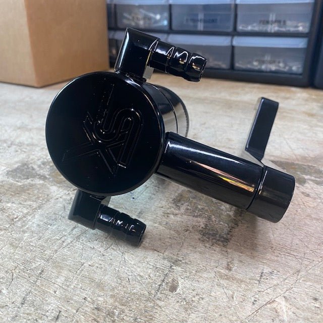 Blemished/Discounted Speedlogix Oil Catch Can 2005 - 2023 Challenger/Charger 392 - Speedlogix