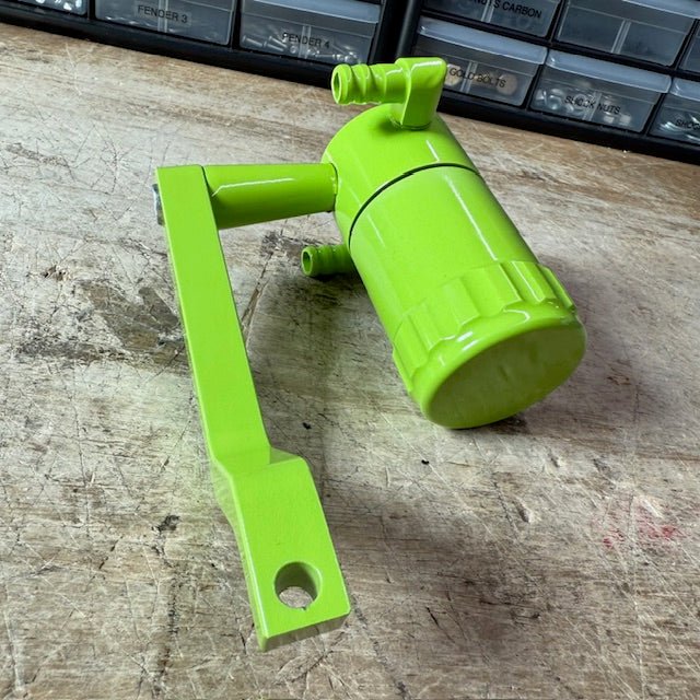 Blemished/Discounted Speedlogix Oil Catch Can 2005 - 2023 Challenger/Charger 392 - Speedlogix