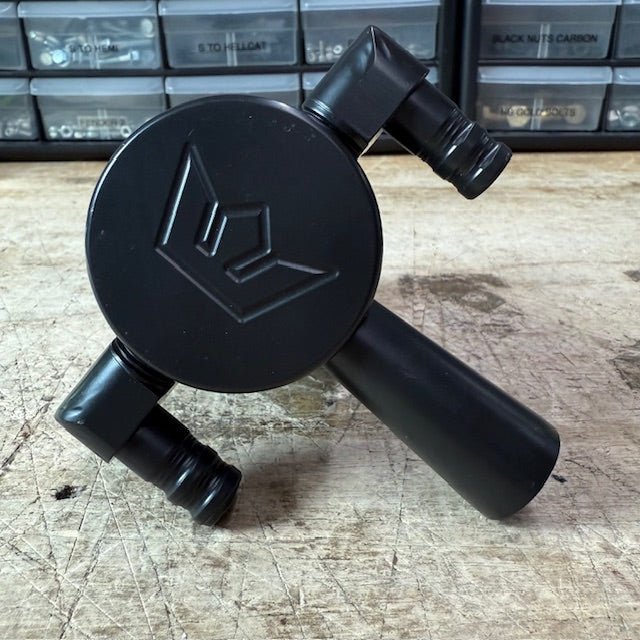 Blemished/Discounted Speedlogix Oil Catch Can 2005 - 2023 Challenger/Charger 5.7L - Speedlogix