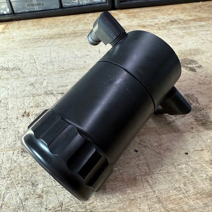 Blemished/Discounted Speedlogix Oil Catch Can 2005 - 2023 Challenger/Charger 5.7L - Speedlogix