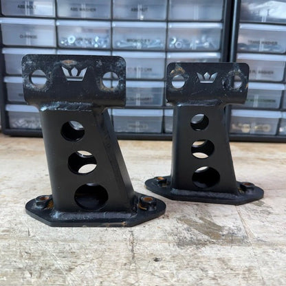 Blemished/Discounted Speedlogix Solid Motor Mounts 2005 - 2010 Challenger/Charger - Speedlogix