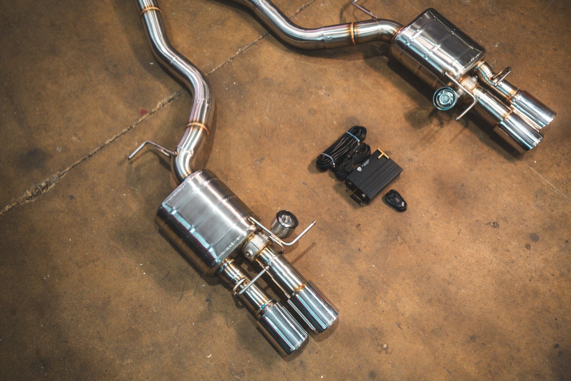 BMW E60 M5 Valved Sport Exhaust System - Speedlogix