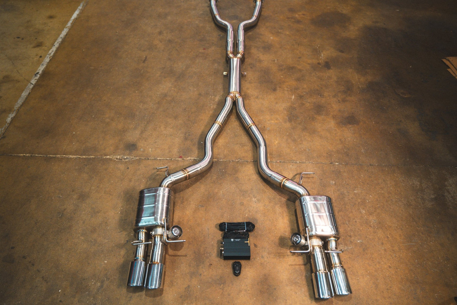 BMW E60 M5 Valved Sport Exhaust System - Speedlogix