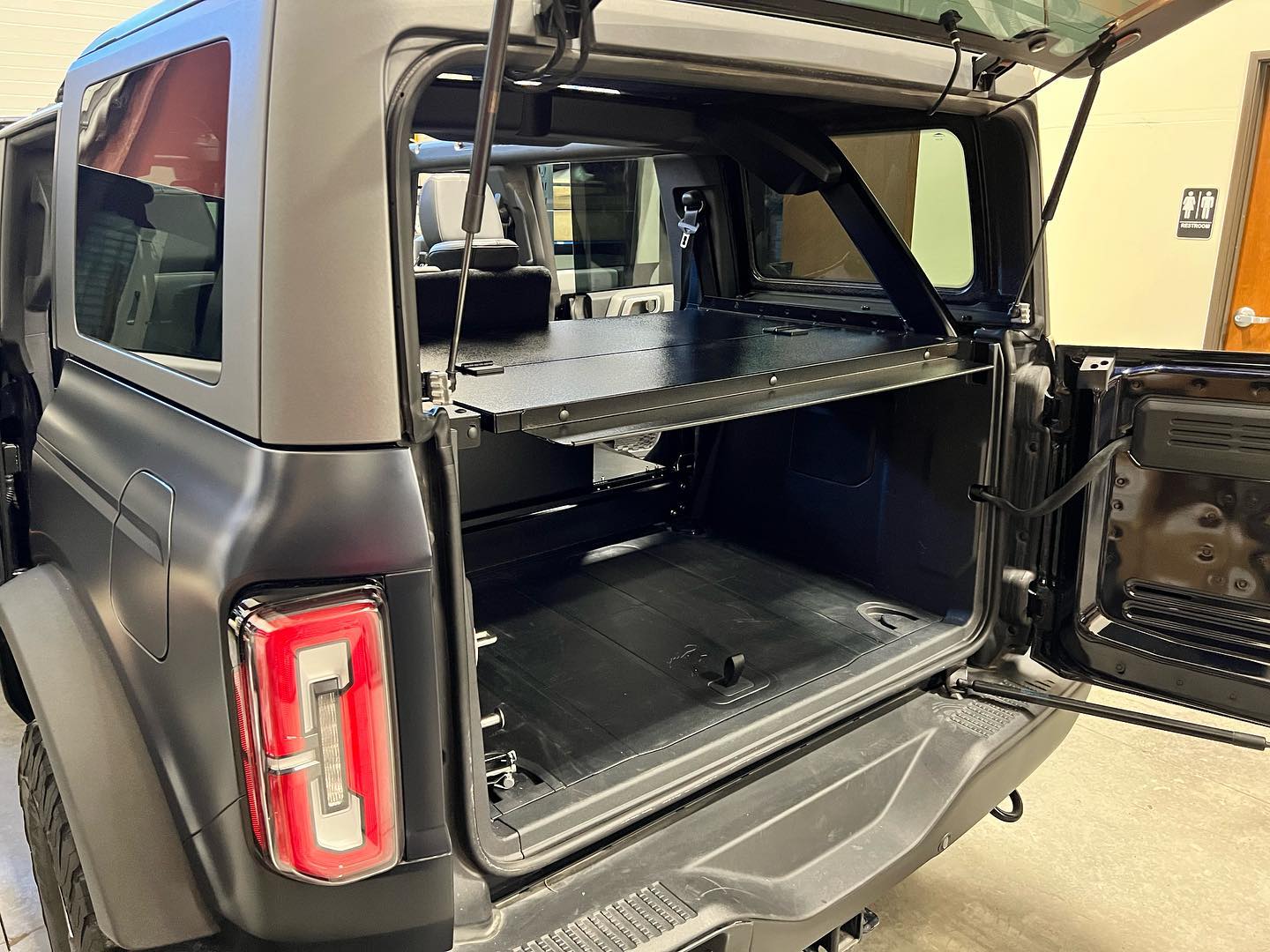 Bronco Slipstream Security Enclosure - Speedlogix
