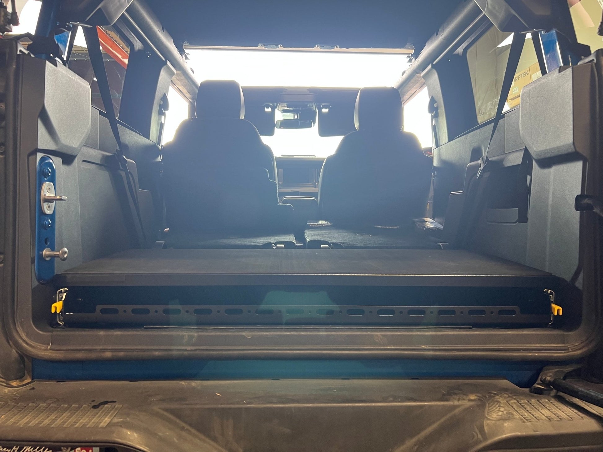 Bronco Stage/Locker Slide Tray - Speedlogix