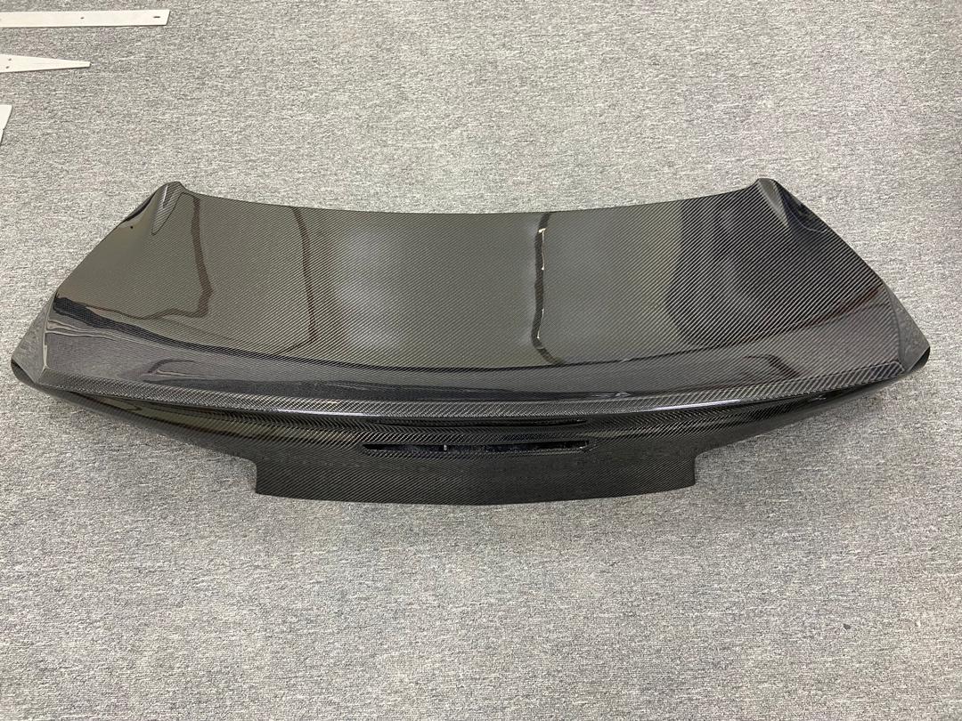 CAMARO 16 - 23 Carbon Fiber Trunk (With Ducktail Spoiler) - Speedlogix