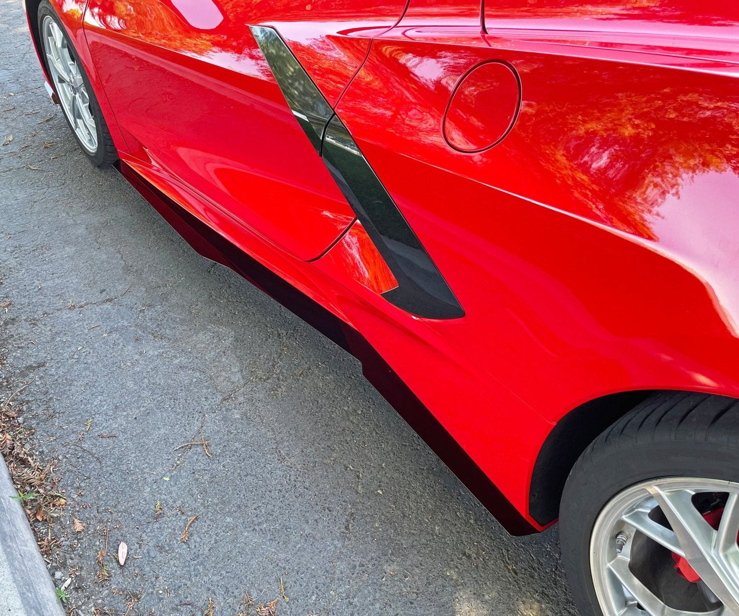 Chevrolet Corvette C8 (2020-2026) Side Skirt Extensions V1