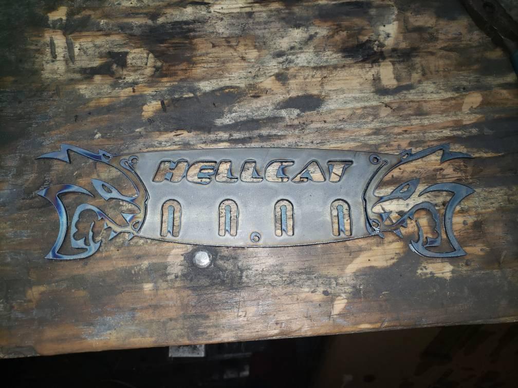 Dodge Hellcat Keychain Rack – Steel Wall Mounted Muscle Car Organizer - Speedlogix